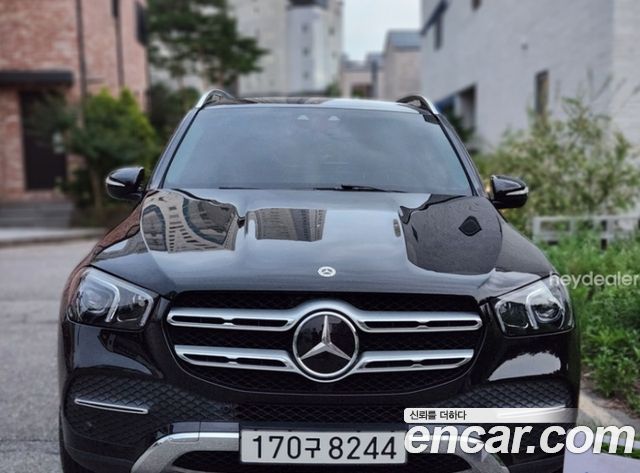 Mercedes-Benz GLE-Class 2021