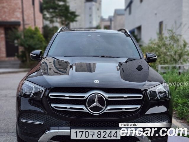 Mercedes-Benz GLE-Class 2021