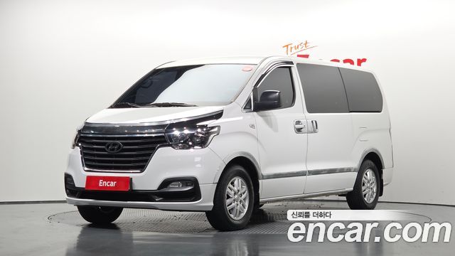 Hyundai Starex 2018