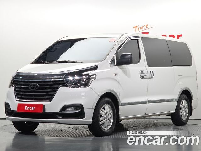 Hyundai Starex 2018