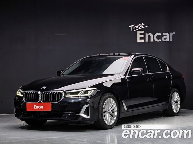 BMW 5-Series 2023
