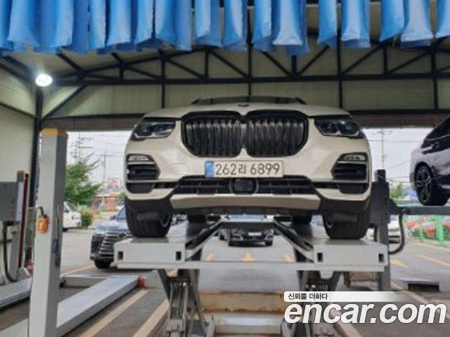 BMW X5 2021