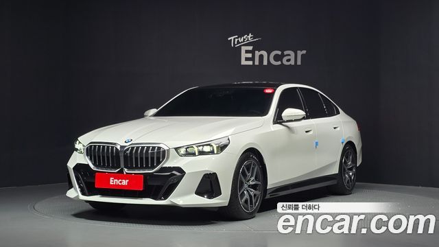 BMW 5-Series 2025