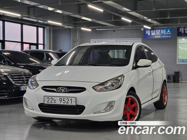 Hyundai Accent 2012