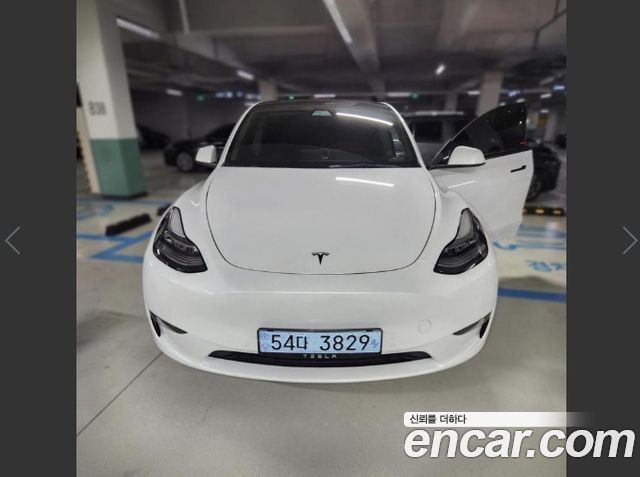Tesla Model Y 2022