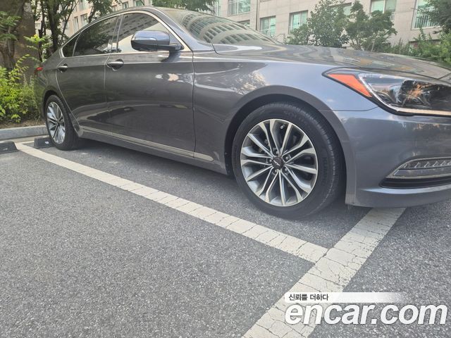 Hyundai Genesis 2015