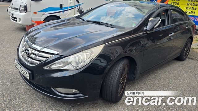 Hyundai Sonata 2010
