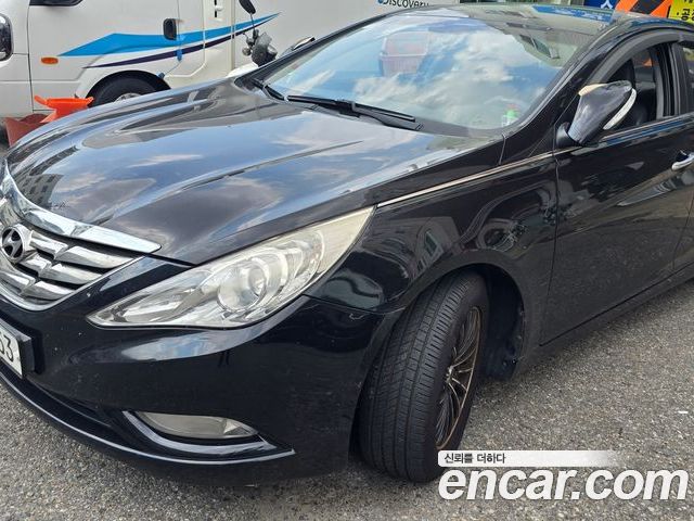 Hyundai Sonata 2010