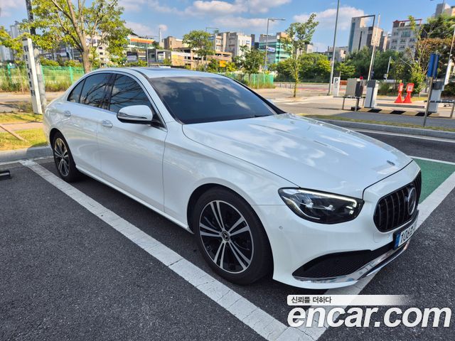Mercedes-Benz E-Class 2021