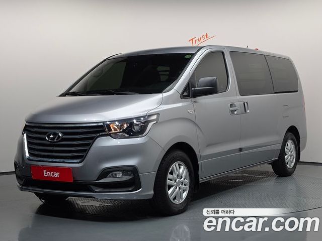 Hyundai Starex 2021