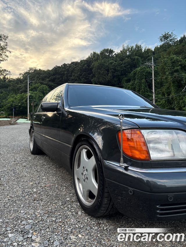 Mercedes-Benz S-Class 1996