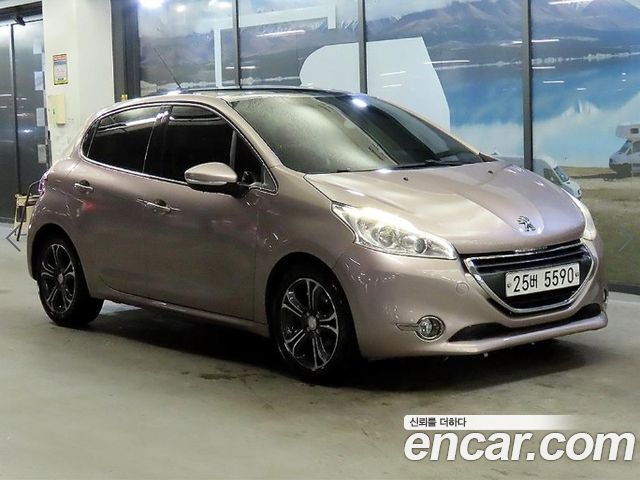Peugeot 208 2013