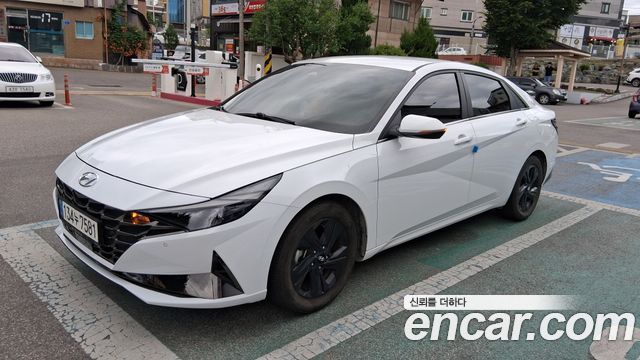 Hyundai AVANTE 2021