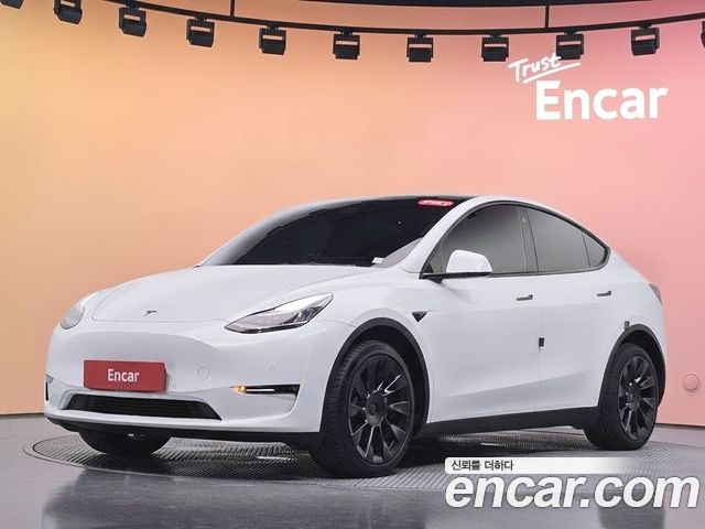Tesla Model Y 2022