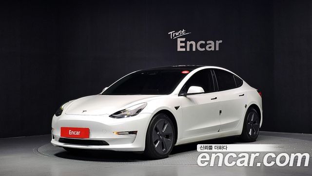 Tesla Model 3 2022