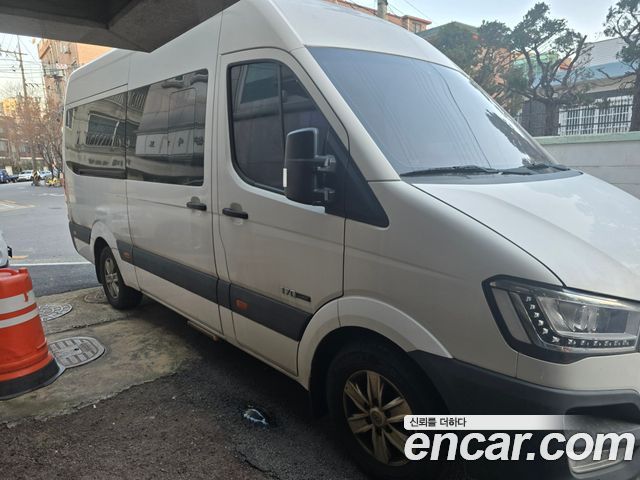Hyundai Solati 2016