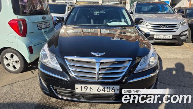Hyundai Genesis 2012