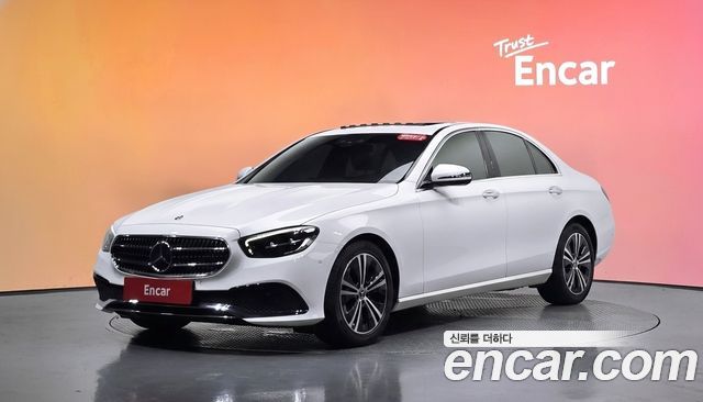 Mercedes-Benz E-Class 2021