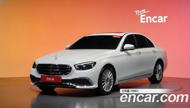 Mercedes-Benz E-Class 2022