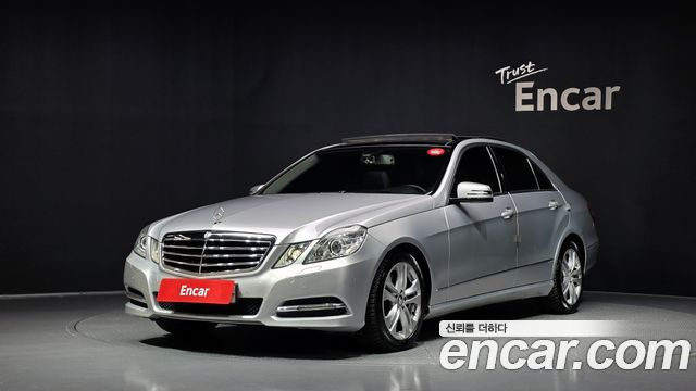 Mercedes-Benz E-Class 2011