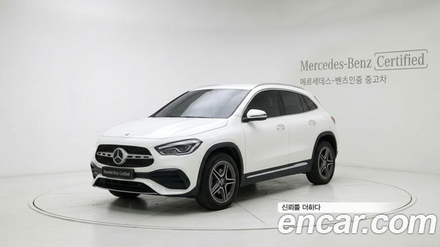 Mercedes-Benz GLA-Class 2021