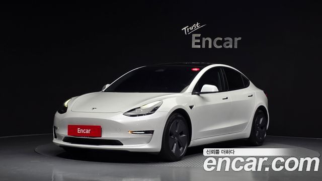 Tesla Model 3 2021