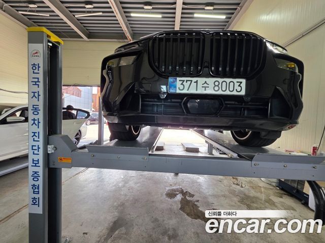 BMW X7 2024