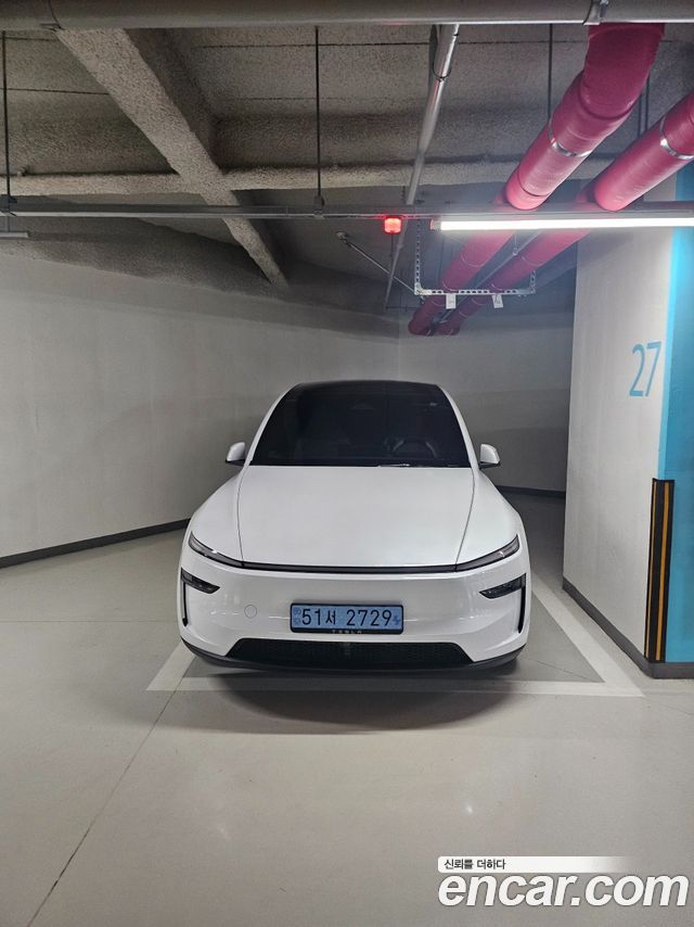 Tesla Model Y 2026