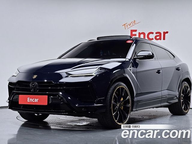 Lamborghini Urus 2023