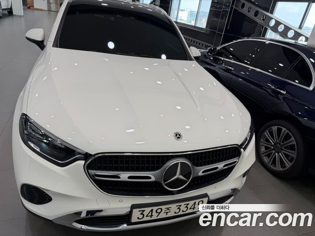 Mercedes-Benz GLC-Class 2024