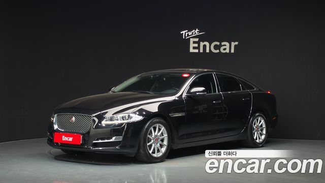 Jaguar XJ 2016