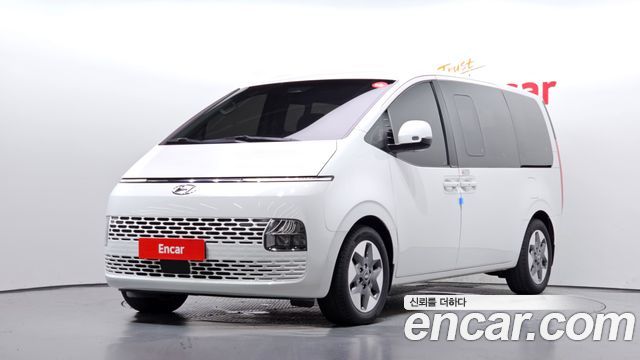 Hyundai Staria 2022