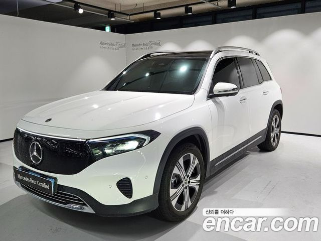 Mercedes-Benz EQB 2024