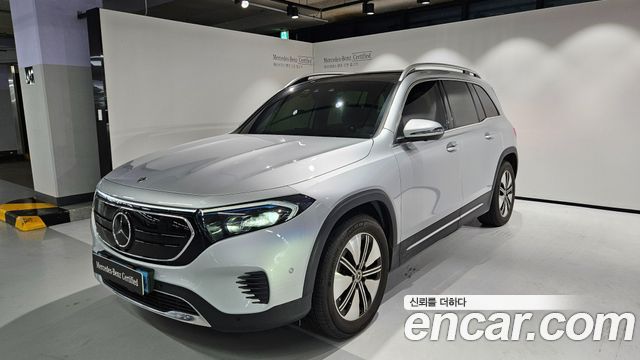 Mercedes-Benz EQB 2023