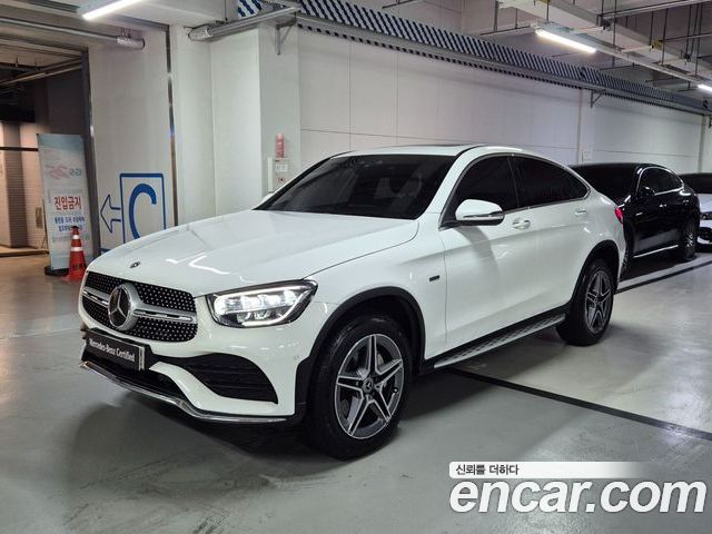 Mercedes-Benz GLC-Class 2021