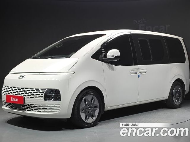Hyundai Staria 2023