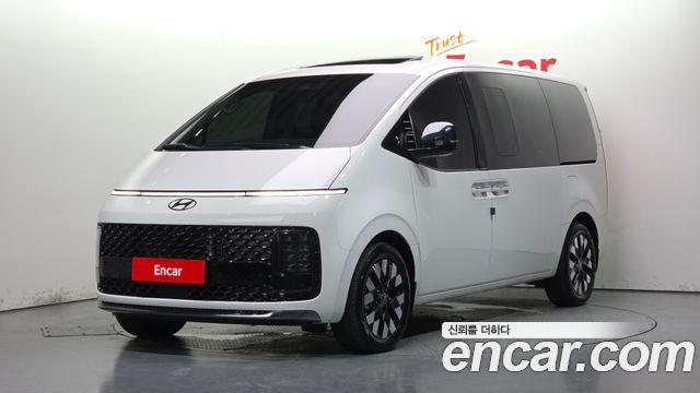 Hyundai Staria 2025