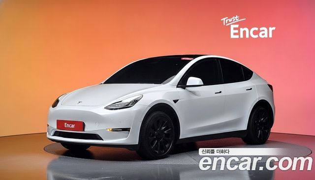 Tesla Model Y 2022