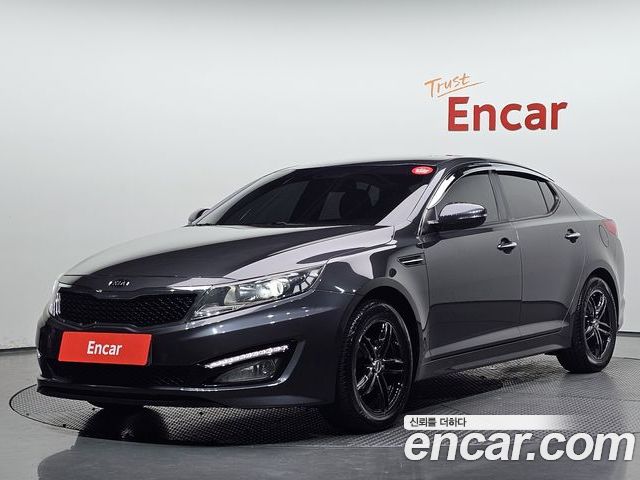 Kia K5 2011