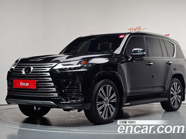 Lexus LX 2025