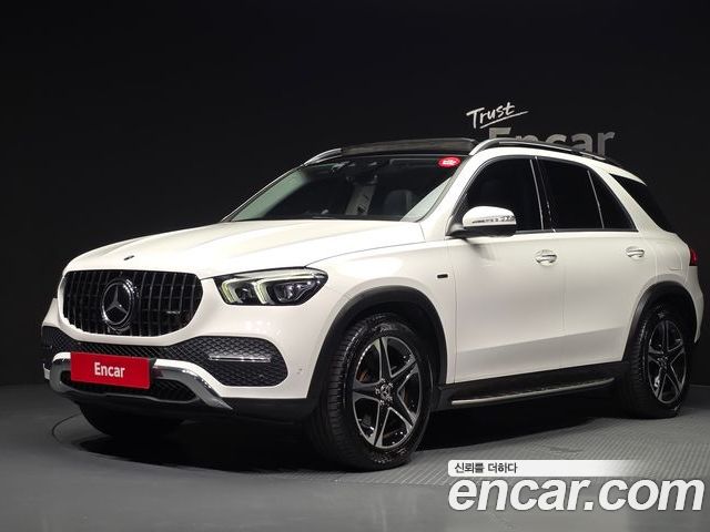 Mercedes-Benz GLE-Class 2021