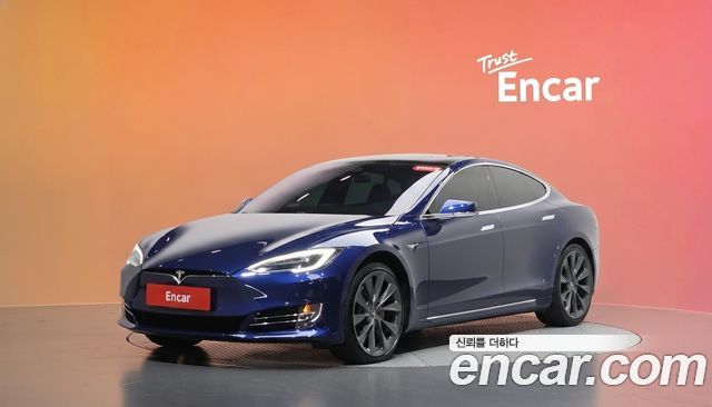 Tesla Model S 2019