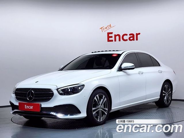 Mercedes-Benz E-Class 2021