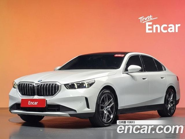 BMW 5-Series 2025