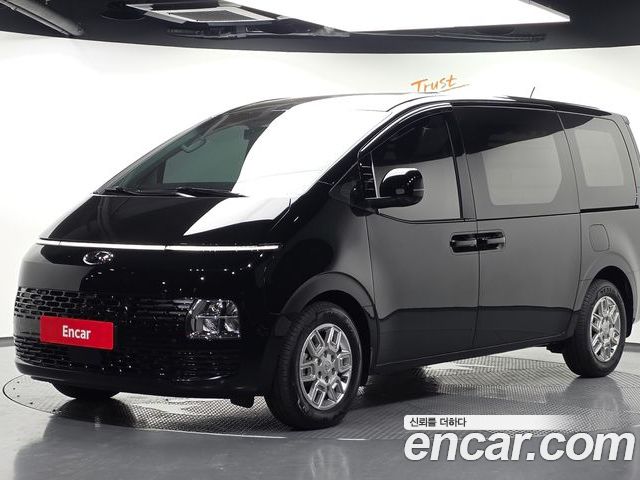 Hyundai Staria 2023