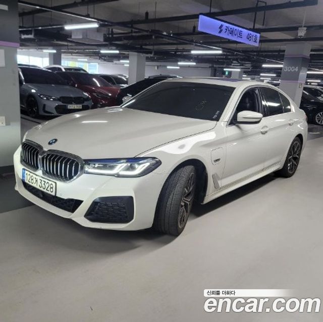BMW 5-Series 2022