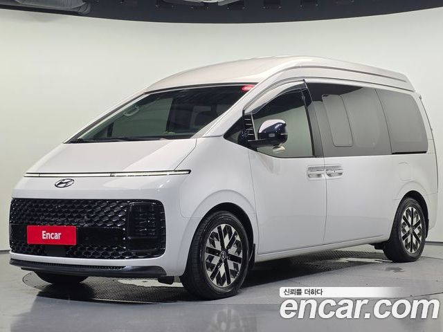 Hyundai Staria 2023