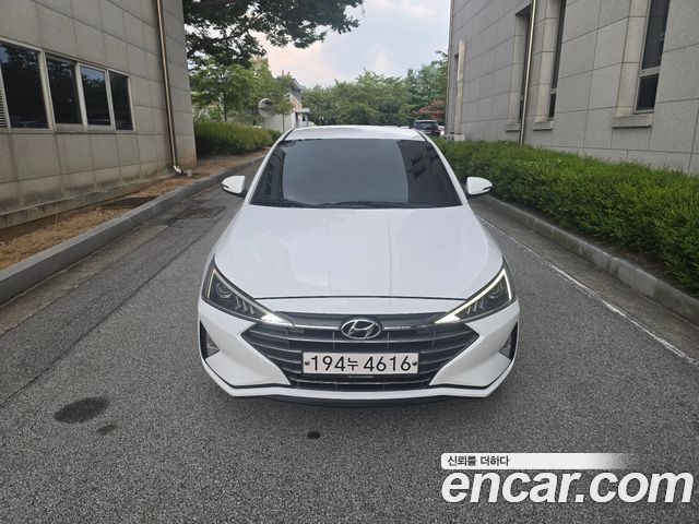 Hyundai AVANTE 2019
