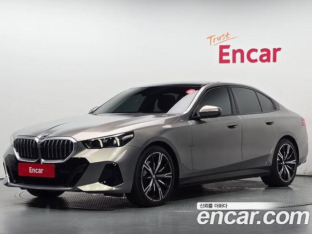 BMW 5-Series 2025