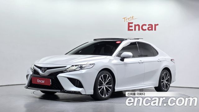 Toyota Camry 2020